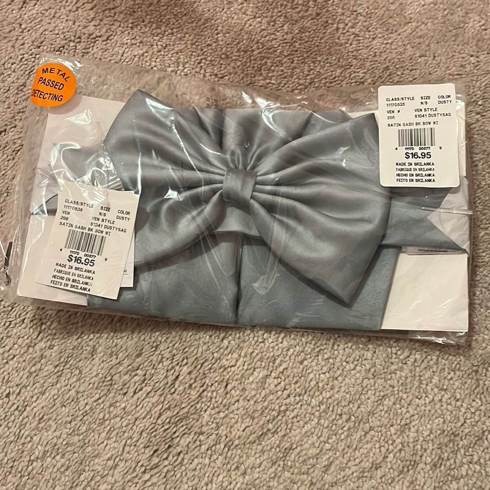 NWT Girls Satin Sash 🎀